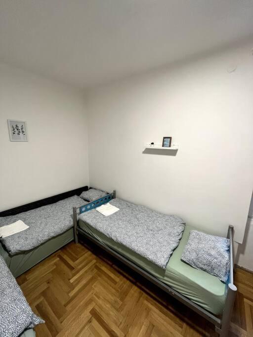 דירות Hangulatos Lakas Budapest Zold Ovezeteben מראה חיצוני תמונה
