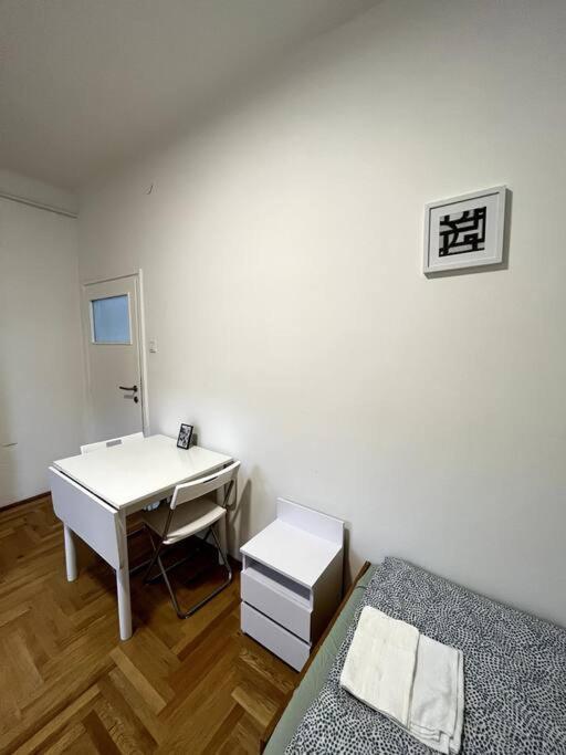 דירות Hangulatos Lakas Budapest Zold Ovezeteben מראה חיצוני תמונה